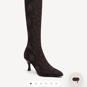 Chic Black Patterned Heeled Boots for Women